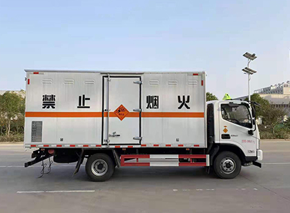 顺庆爆破器材运输车